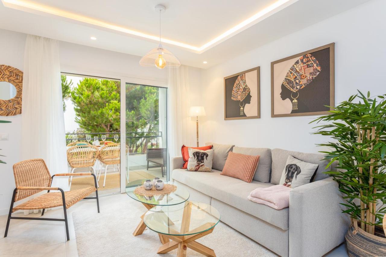 Club Delta Apartments By Ghr Rentals Михас Екстериор снимка